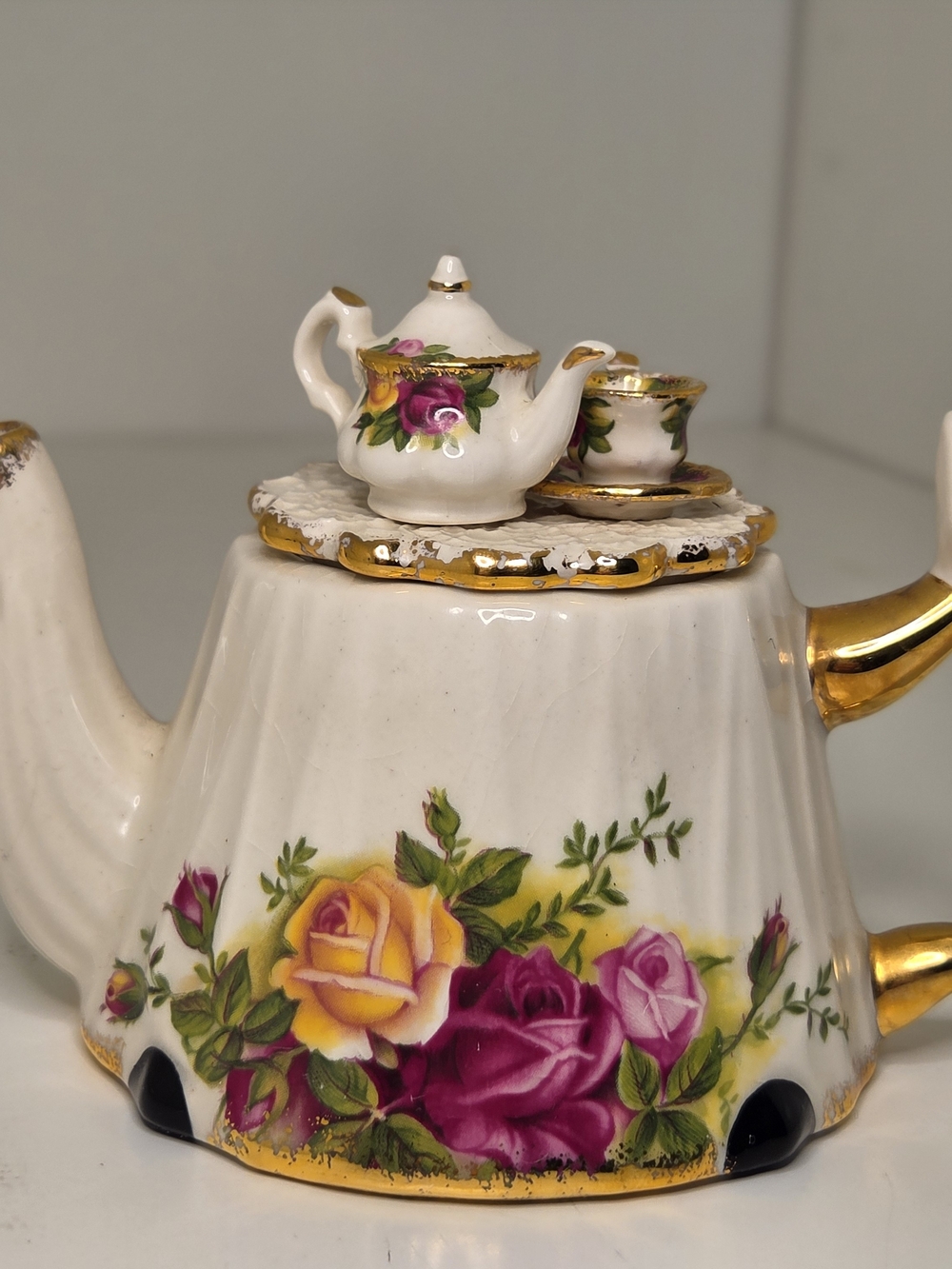 Classic Floral Porcelain Teapot with Gold Trim - White
